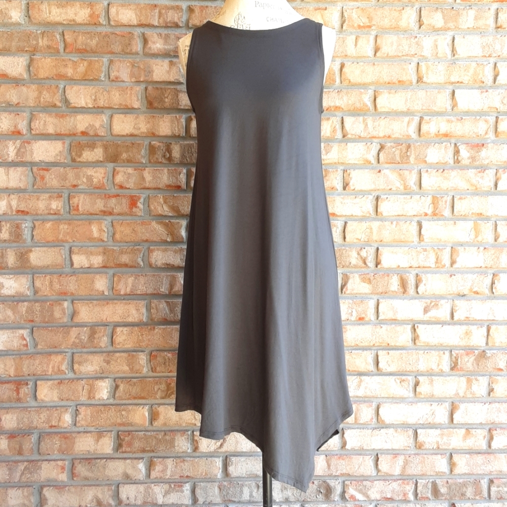 Eileen Fisher Sleeveless Lagenlook Minimalist Dress with Asymmetrical Hem.